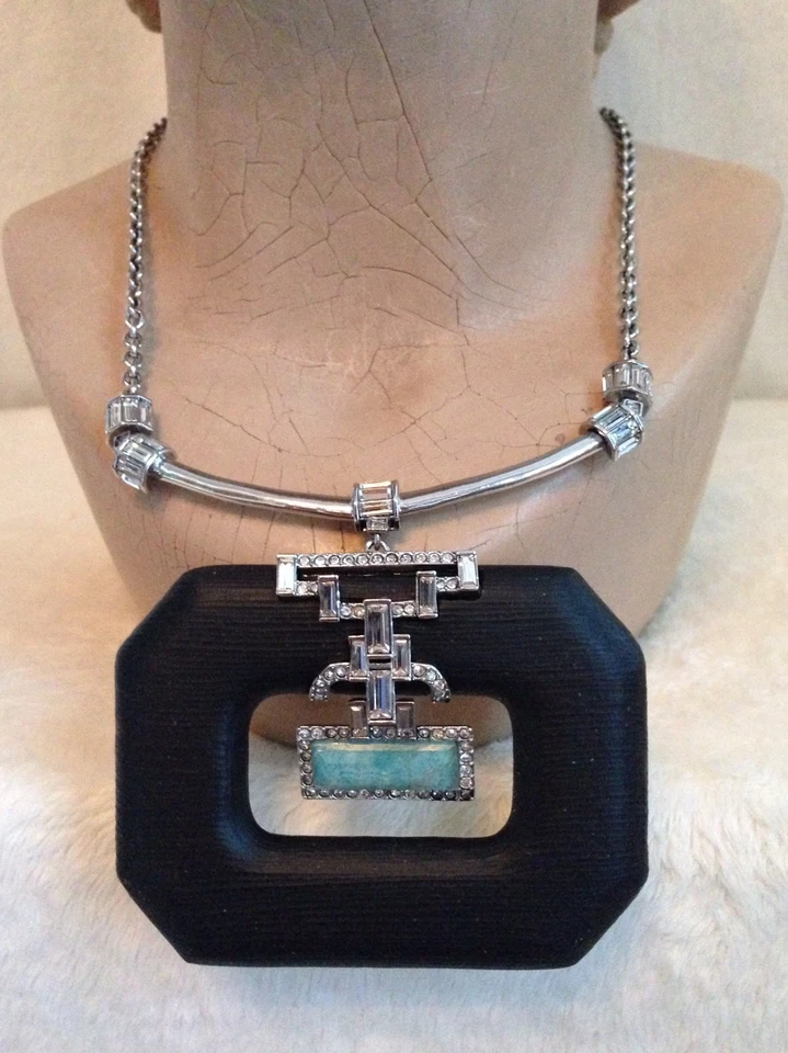 **NUEVO** COLLAR COLGANTE GRANDE ALEXIS BITTAR NEGRO LUCITE CORAL DECO Foto 3 de 4