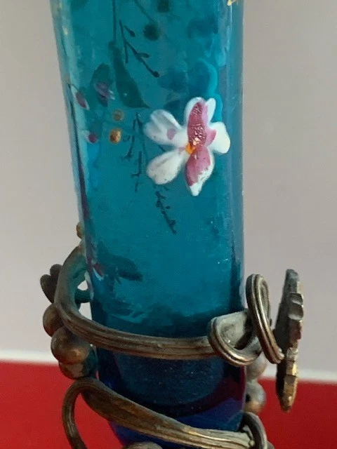 Soliflore verre émaillé doré et monture bronze,grappes de raisin et feuillage - Photo 2/4