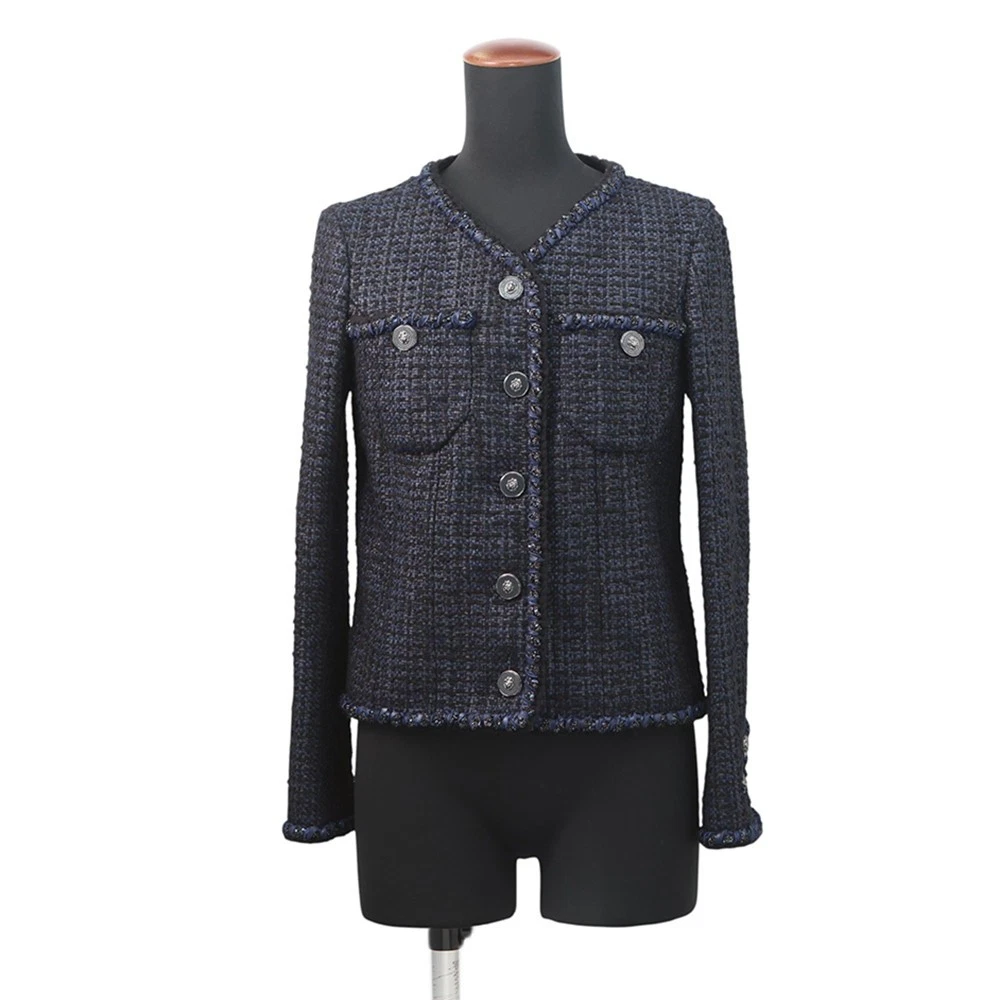 Chanel — CHANEL Lion Button Collarless Jacket Size 34 Tweed Navy P72421