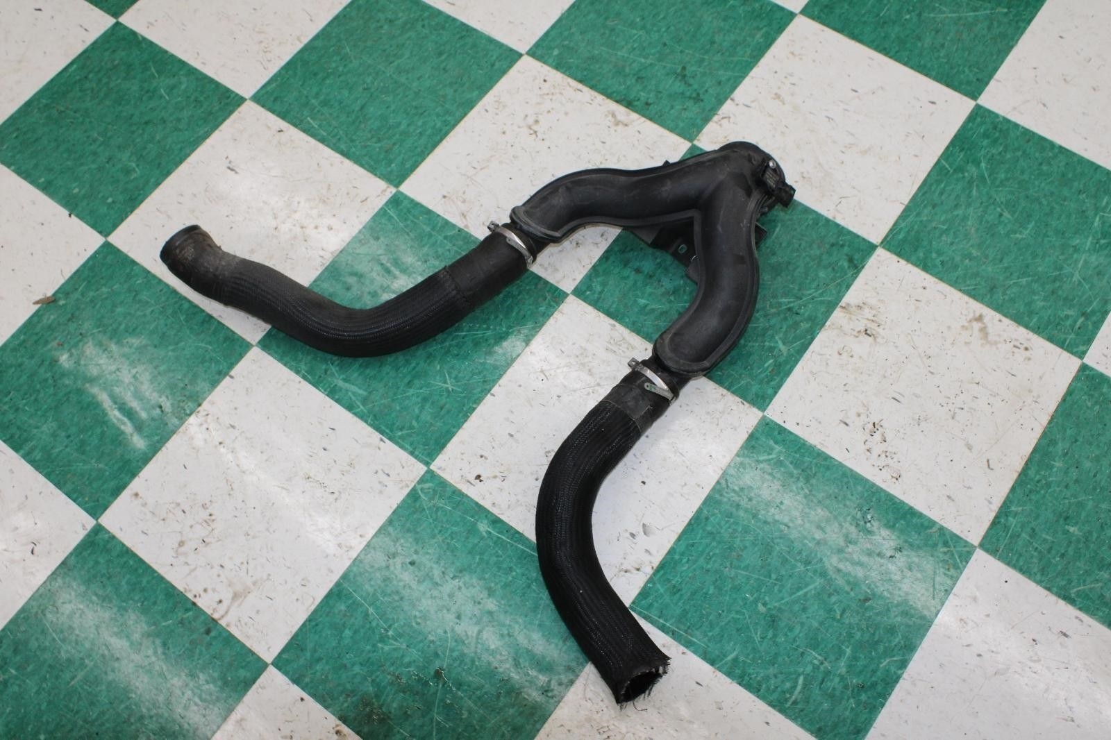 Maserati Ghibli 2014-2020 Intake hose