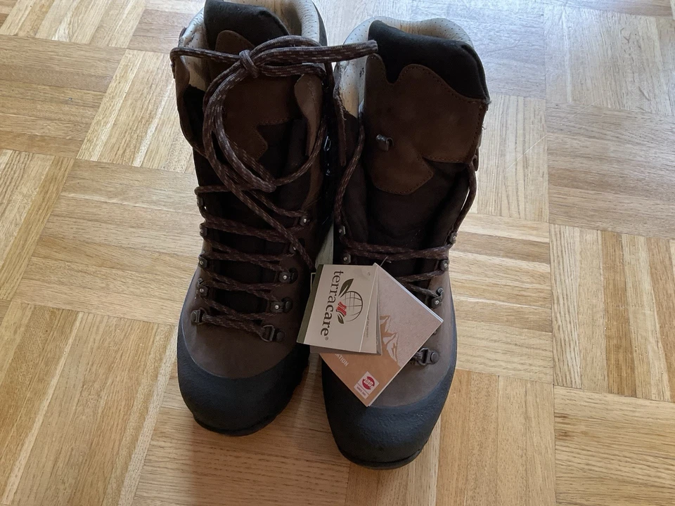 Hangwag Alaska GTX Gr. 42 5 Neu mit Etikett Braun Herren