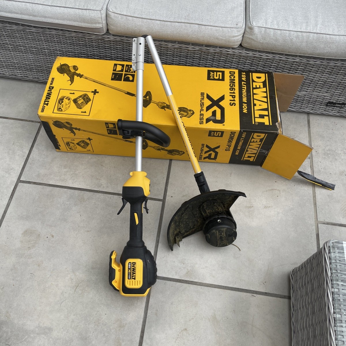DeWalt DCM561P1S 18V XR Brushless Cordless Trimmer Bare Unit