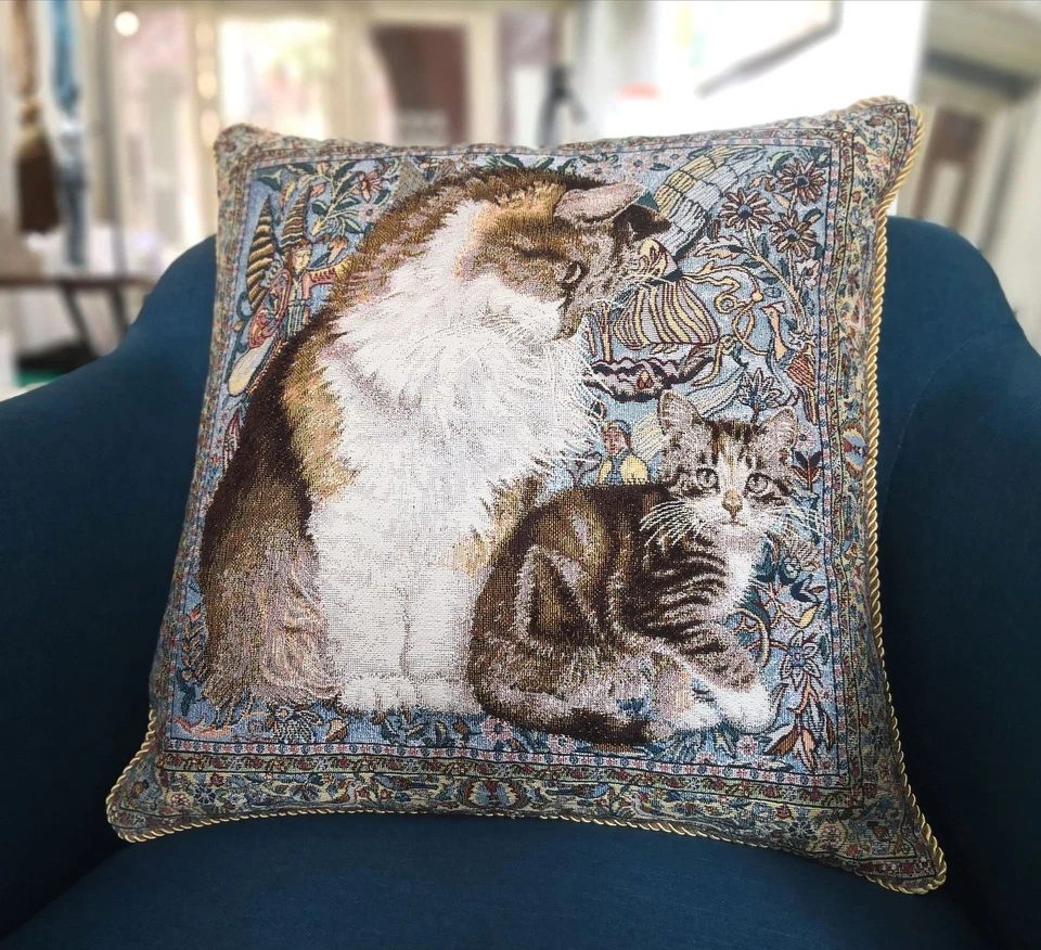 Cat Kitty Vintage French Jacquard Tapestry Throw Cushion Cover Pillowcase Sofa - Image 3 of 4