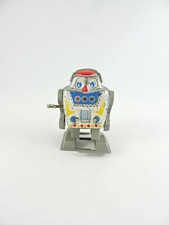 Mechanical Wind Up Clockwork Robot figure YONE Japan 4" tin plastic RUNS vintage