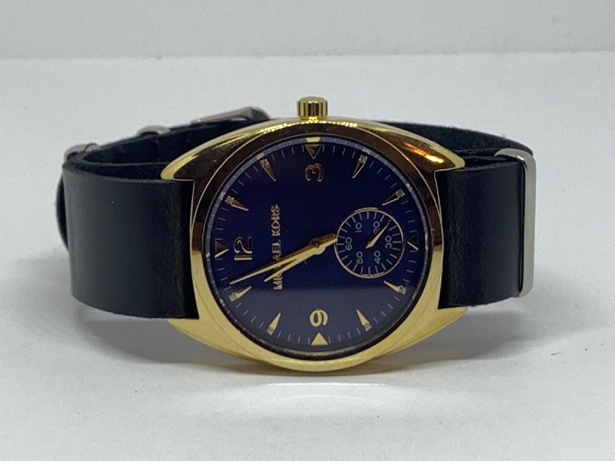 Michael Kors MK3345 Unisex Black Leather Analog Blue Dial  display picture 2