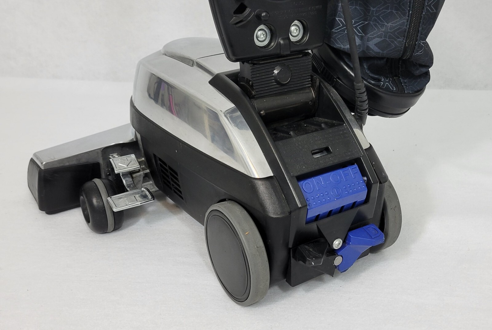 Kirby Avalir 2 W/ WARRANTY Vacuum + Attachments + Carpet Shampooer