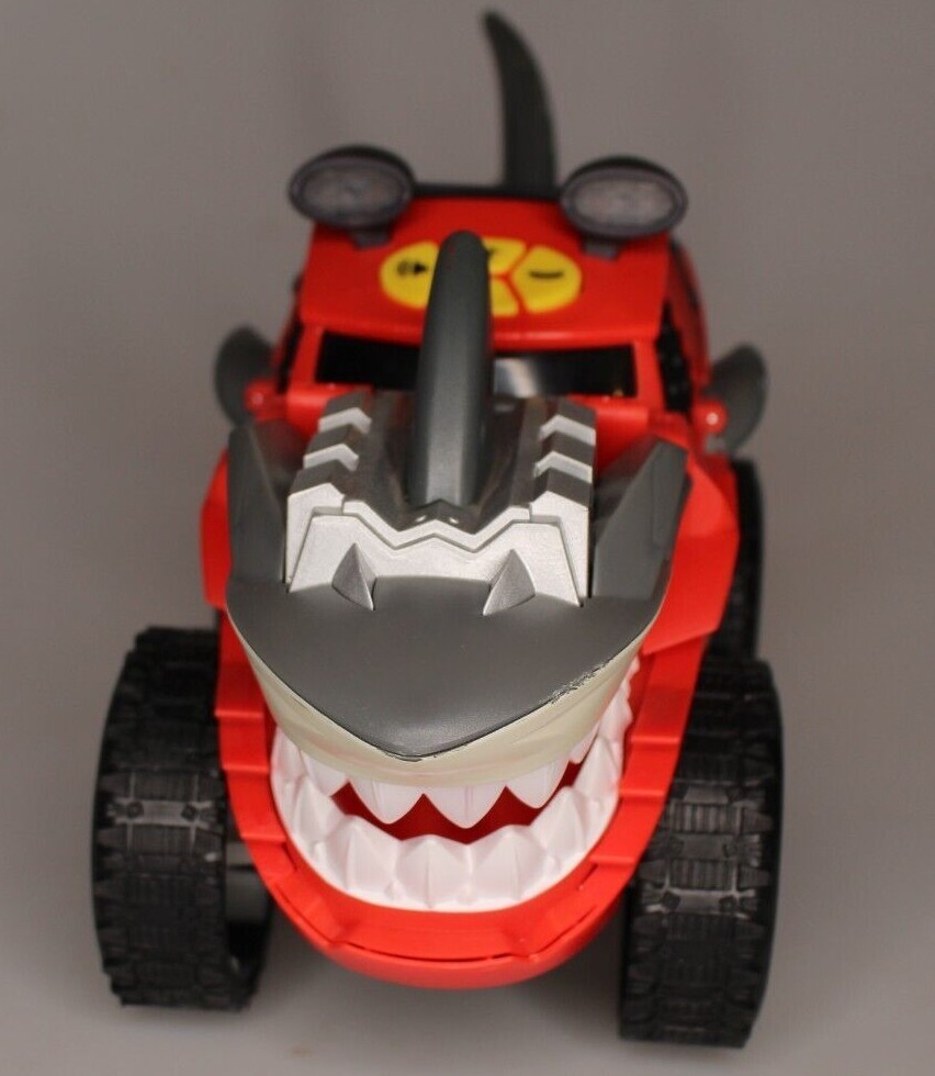 Jawsome Jammer Chomper Truck Lights Sounds Red Forward Drive