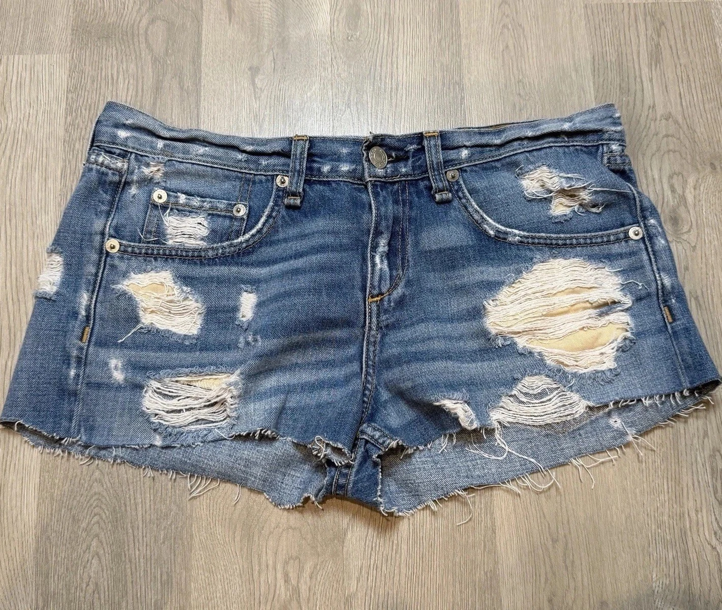 Rag and Bone Boyfriend Denim Cut Off Shorts Size 26 Distressed