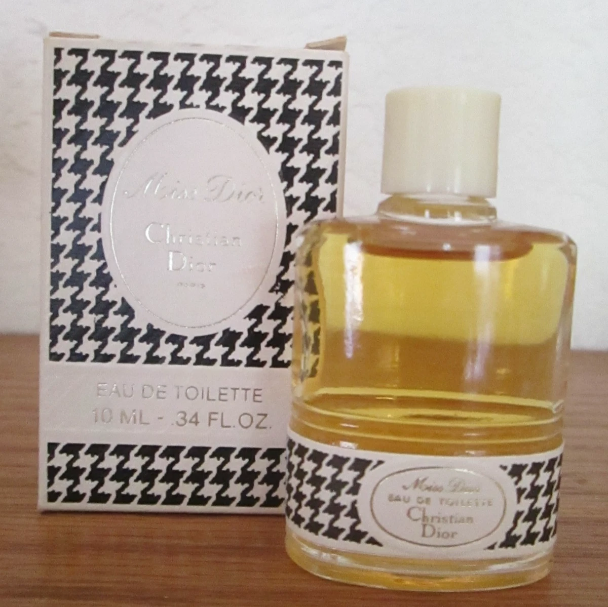Dior Miss Dior Eau de Toilette for Women for sale | eBay Dior Miss Dior Eau de Toilette for Women for sale | eBay