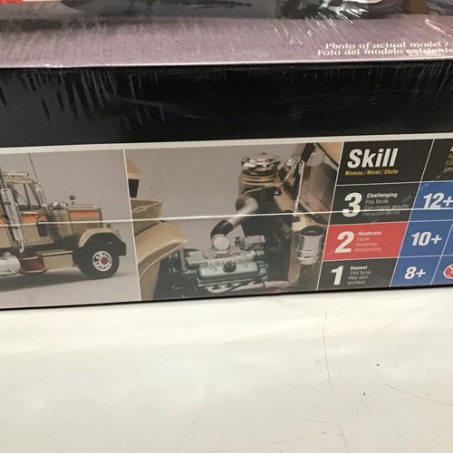 AMT 1/25 SCALE GMC GENERAL TRACTOR FACTORY SEALED KIT!! CIRCA 1999 | eBay