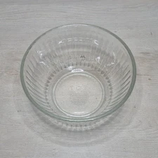 Vintage Pyrex Glass Mixing Bowl Ribbed Clear 6 Cup 1.5 Qt 7402-S Made USA