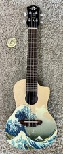 Luna Model Great Wave Graphic Concert Size Acoustic Ukulele with Gig Bag