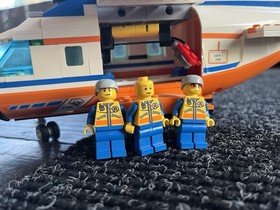 LEGO CITY Coast Guard Helicopter & Life Raft 7738 ith Minifigures