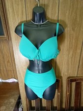 GORGEOUS FLATTERING STRETCHY BIKINI   SIZE 18 40DD