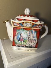 SADLER Porcelain Teapot Themed Romeo and Juli...