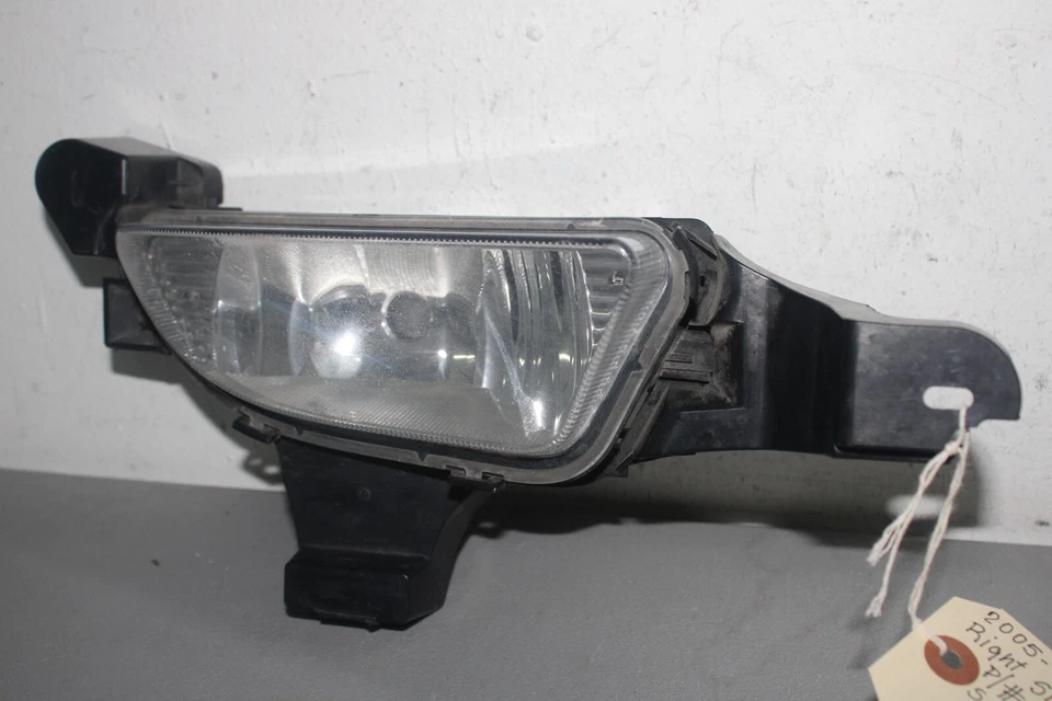 Faro antiniebla lateral derecho Ford Fivortent 2005 2006 2007 Foto 4 de 4