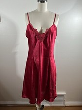 Sophia By Delicates Nightgown M Red Heart Lace Satin Short Slip