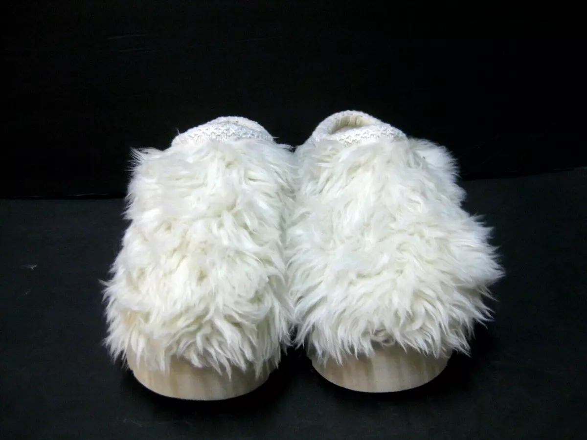 UGG WHITE FLUFF MOMMA SUGAR FAUX FUR PLATFORM BOOTS, US 6/ EUR 37 ~NEW