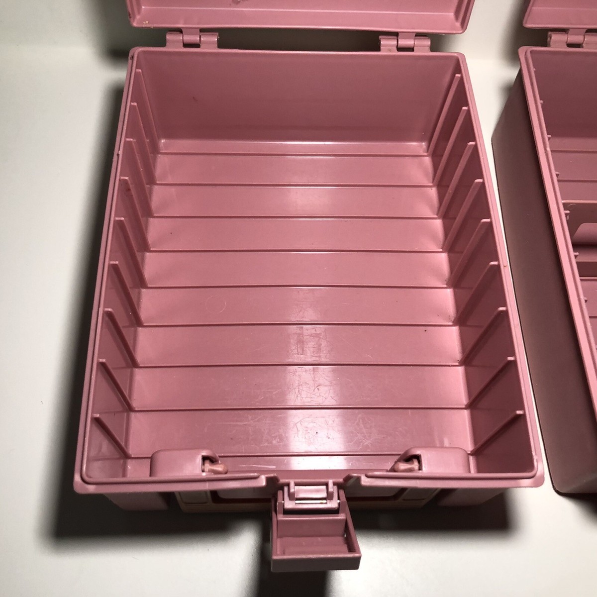 Vintage Rubbermaid VHS Media Carrying Storage Case Pink Mauve Sturdy  Plastic