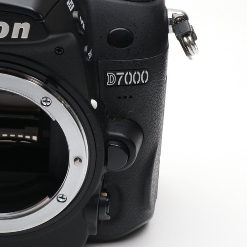 【Exc+5,S/C:9000】Nikon D7000 16.2MP Body Only Digital SLR Black APS-C from Japan - Picture 9 of 16