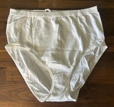 Vtg 90s Fruit of the Loom Panties Briefs Sz Med White Cotton Super soft Logo