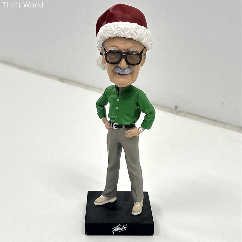 Stan Lee Marvel Royal Bobbles Bobblehead 2021 Santa Hat Holiday Figure Loose