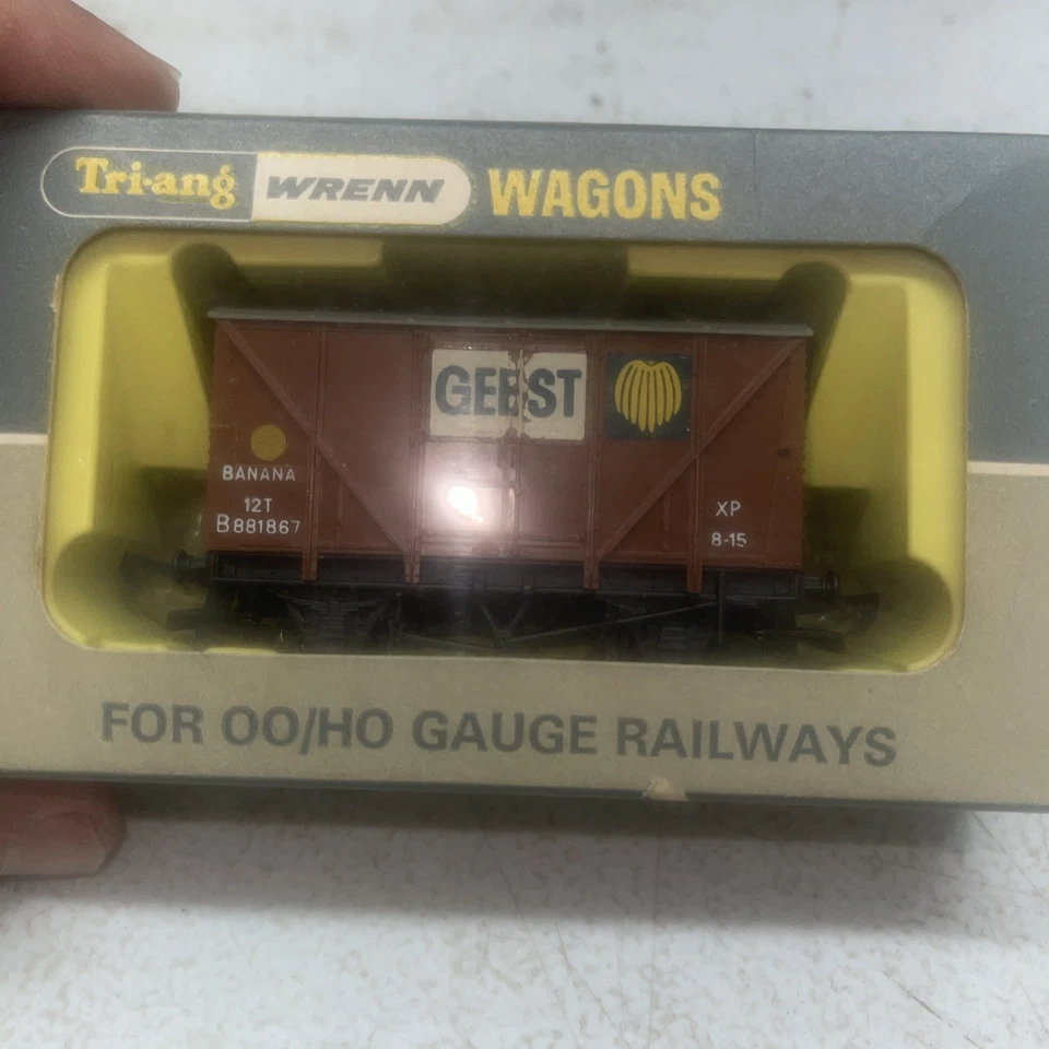 Wrenn 00 Gauge Model Railway - GEEST Banana Van Super Detail W5007 - Image 2 of 4