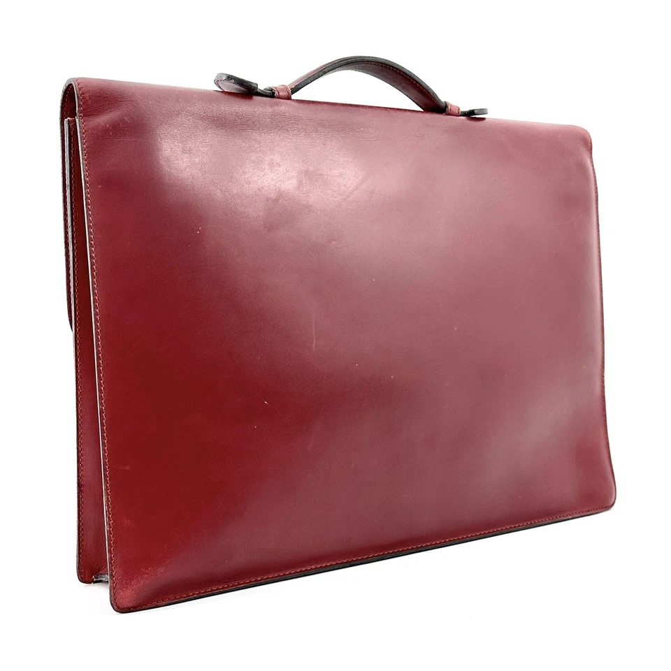 Cartier Maletín Bolso de Negocios Estuche de Documentos Burdeos Cuero Rojo Auténtico Foto 4 de 4