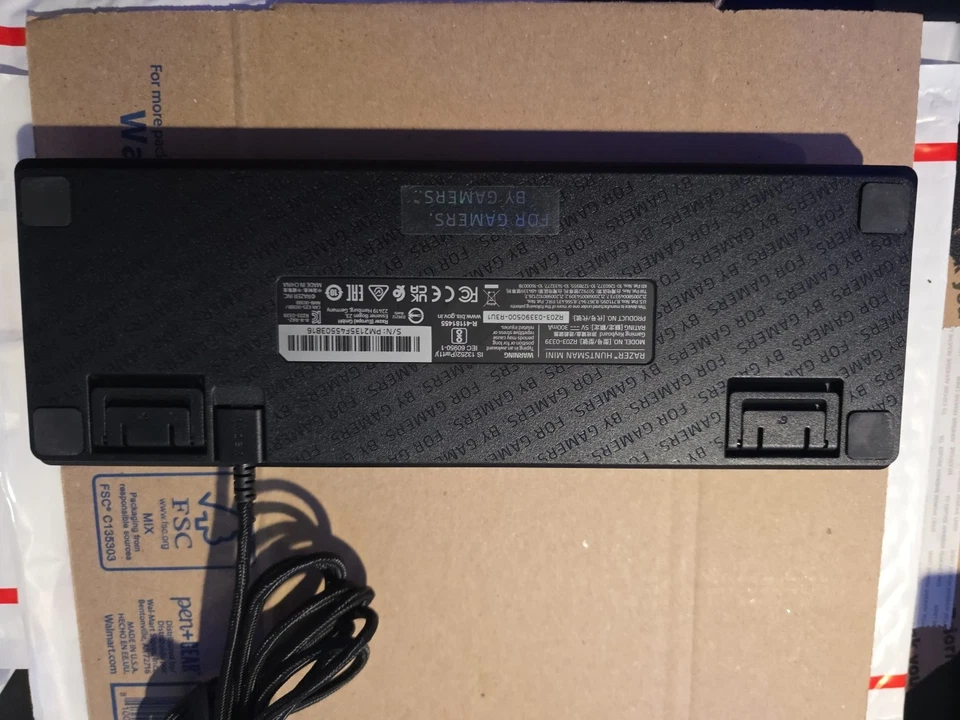 Razer Huntsman Mini 60 TKL Gaming Keyboard - Black (RZ03-03390500-R3U1) - Image 3 of 4