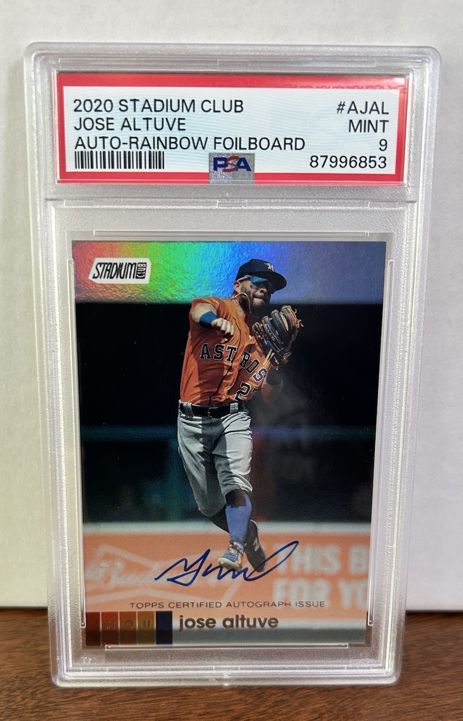 2020 Stadium Club Jose Altuve Rainbow Foil Auto /10 PSA 9 