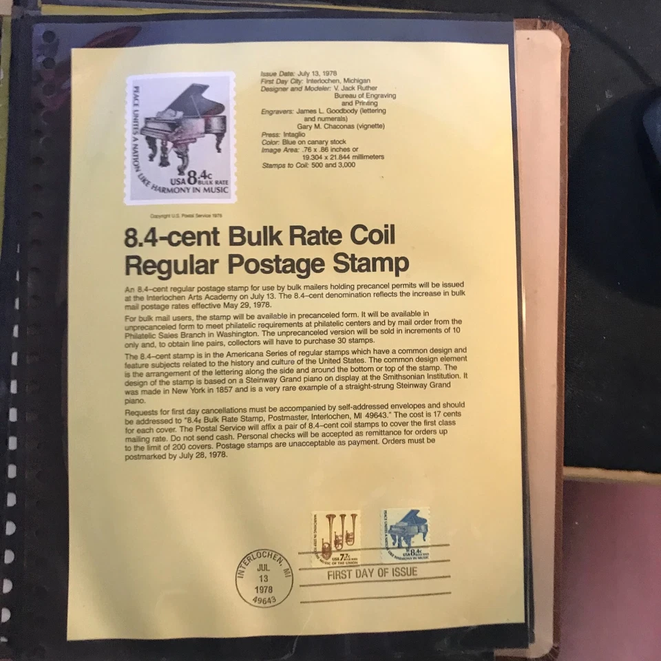 USPS American Commemorative Collections 32 + Pages of Commemorative Stamps # 1 - Image 4 of 4