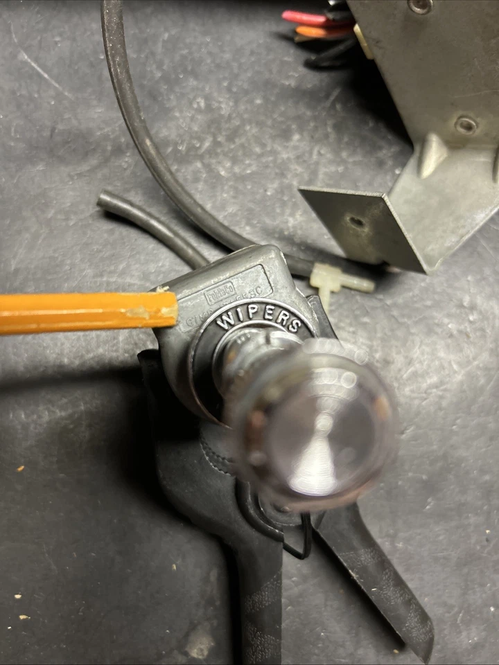Mercury 1968 interruptor limpiaparabrisas Foto 3 de 4