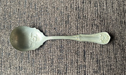 Antique-Wm A Rogers German Silver Patented Nickel Floral Sugar Spoon - 第 2/7 張圖片
