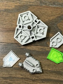 Lego Nexo Knights Minifigure & 6 Shields 70365