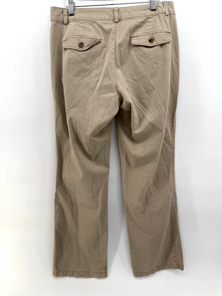 Dockers khaki hello Smooth Women’s Size 8M faux back Pockets Soft Material Pants - Image 2 of 4