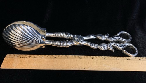 Beautiful Silverplate Seahorse Shells Nautical Salad Tongs Server - Picture 12 of 12