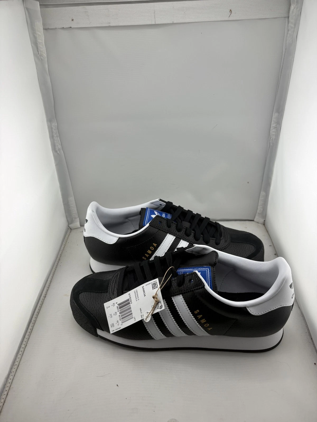 Adidas Men’s Samoa Black Size 10.5
Opens in a new window or tab