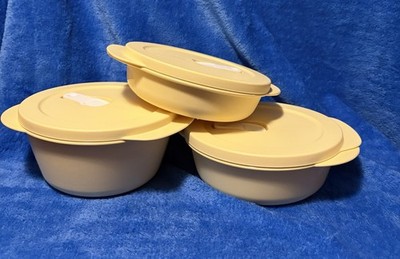 Tupperware Set of 3 Crystalwave Round Microwave Container With Spout New