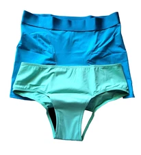 NWT VS/Pink 2Pcs Assorted Period Knickers/Panties 1 Hipster 1Boyshort Size Small