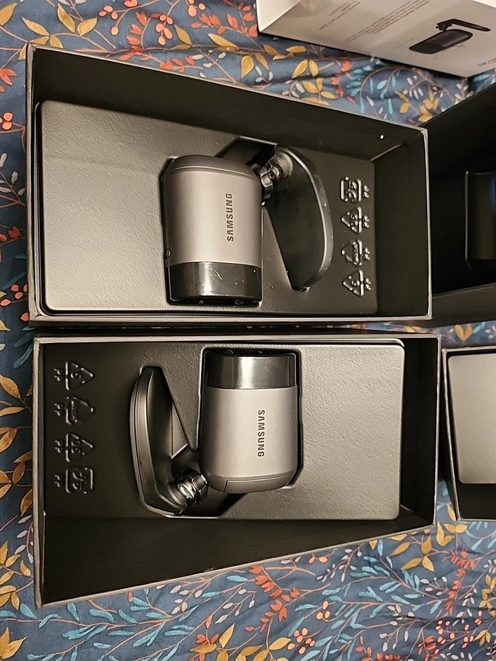 Samsung Wisenet SNW-R0130BW SmartCam A1 Seguridad para el Hogar SNA-R1100W con 2 Cámaras Foto 3 de 4