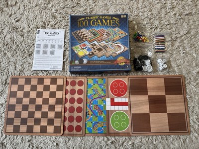 Ambassador Classic 100 Spiele Set. Schach, Schlangen & Leitern, Solitär, Ludo & mehr