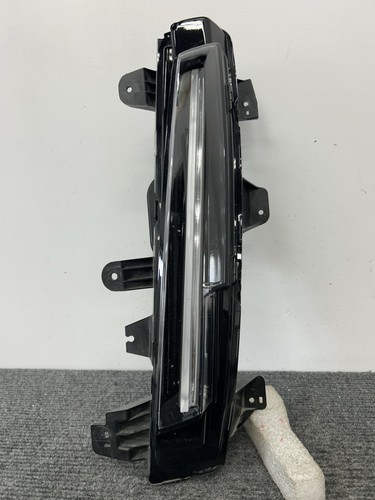 OEM 2021 - 2024 CADILLAC ESCALADE DRL DAYTIME RUNNING LIGHT (Left/Driver)
