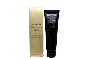 Shiseido Future Solution LX Extra Rich Cleansing Foam - 125 mL - Rich... 