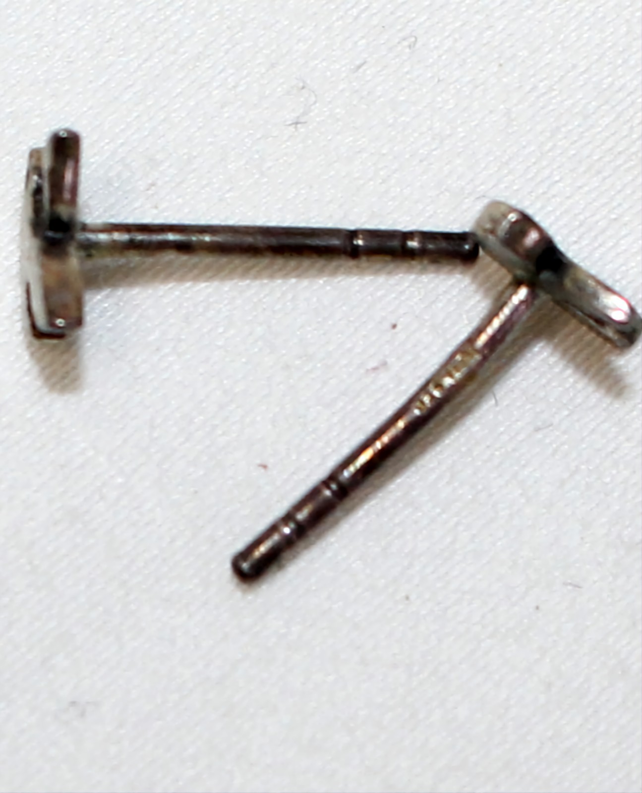 925 Marked Silver Tiny Dove/Bird Stud Earrings Pi… - image 10