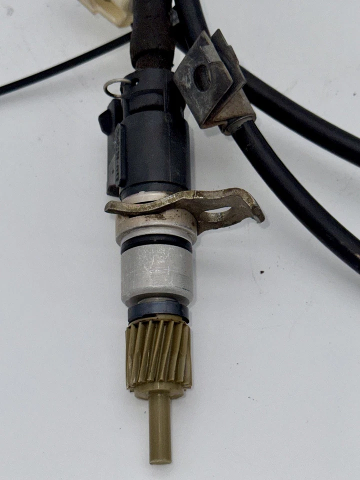 Ford Mustang 1983 89 90 91 1993 transmisión automática velocímetro cable Speedo Foto 3 de 4