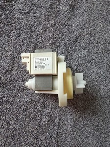 Miele Hanning Ablaufpumpe Laugenpumpe Pumpe DPS 25-198 4299110 11025000 G1870SCV