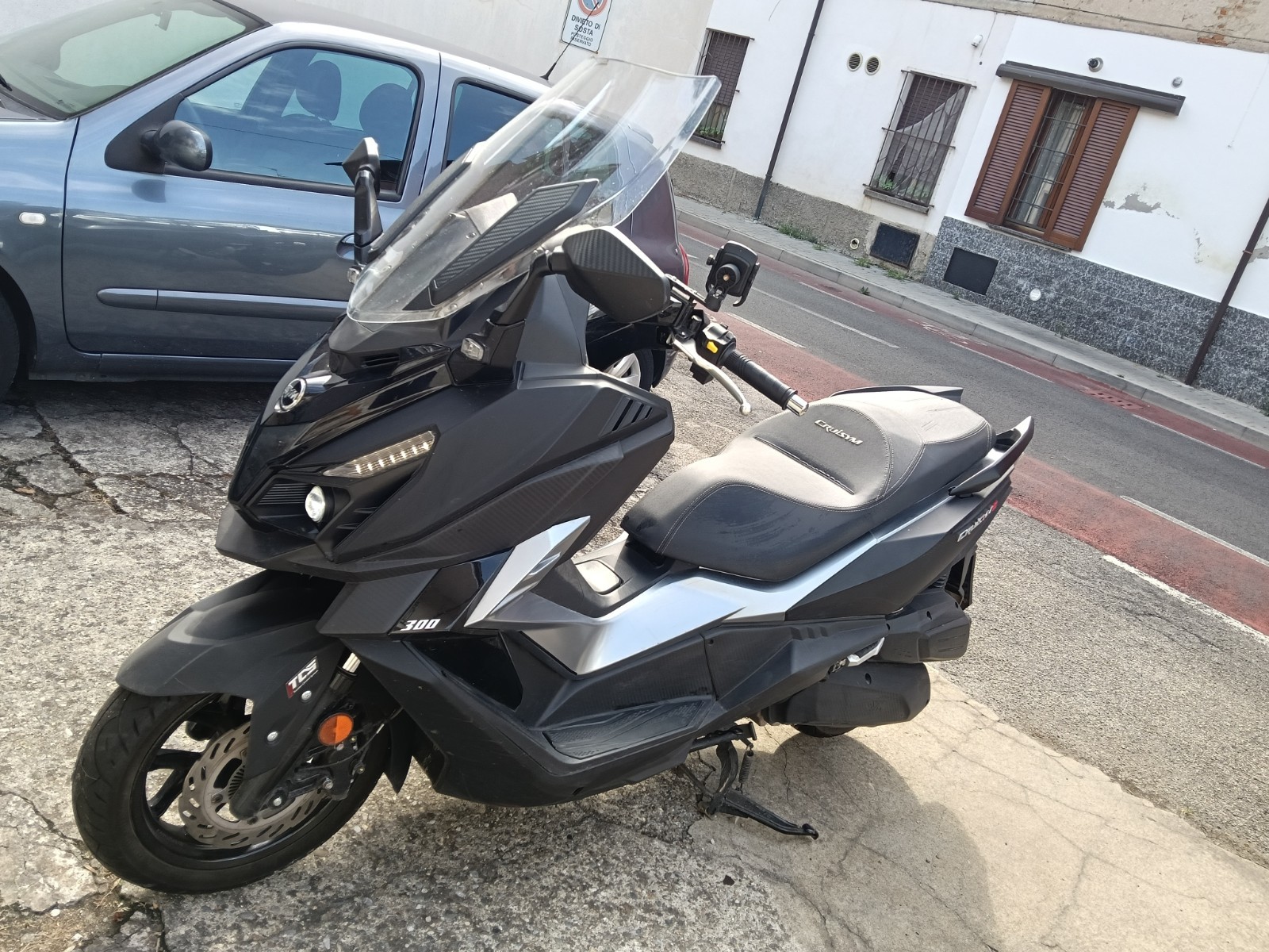 SYM Cruisym 300 – 2023 – 14.743 km – ABS+TCS