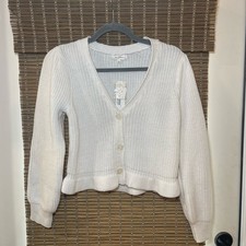 Elegant White Knit Cardigan