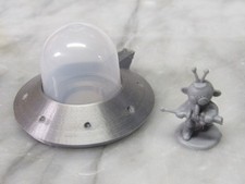 1" ALIEN SPACEMAN WITH UFO SPACESHIP FROM MARS TAKE ALOOK