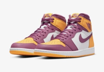 Air Jordan 1 University Gold & Light Bordeaux 555088-706 Size 11.5